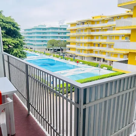 Апартаменты Vibrant In A Pool Paradise Бибионе