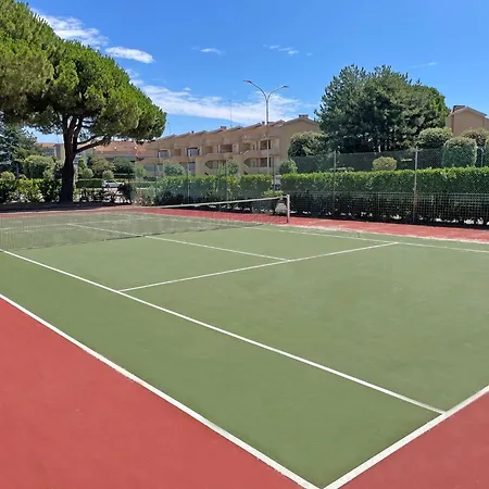 Vibrant In A Pool Paradise