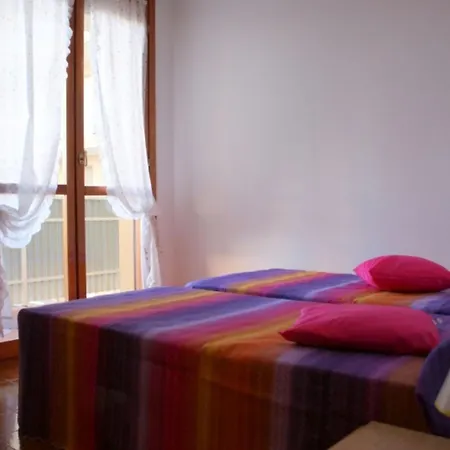 Appartement Vibrant In A Pool Paradise