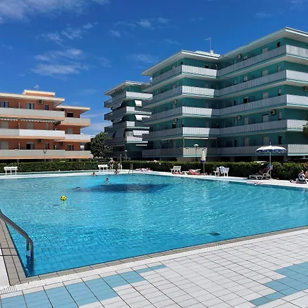 Appartement Vibrant In A Pool Paradise Bibione